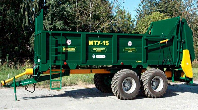 Разбрасыватель твердых органических удобрений МТУ-15