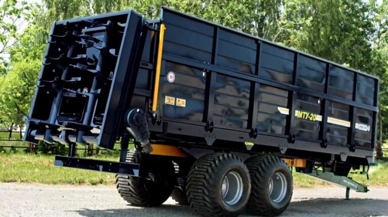 Разбрасыватель твердых органических удобрений МТУ-20